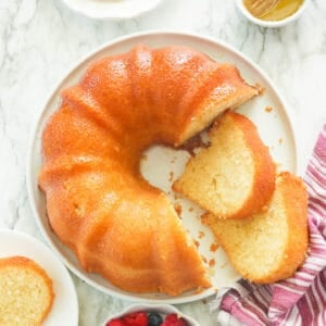 Delicious Kentucky Butter Cake