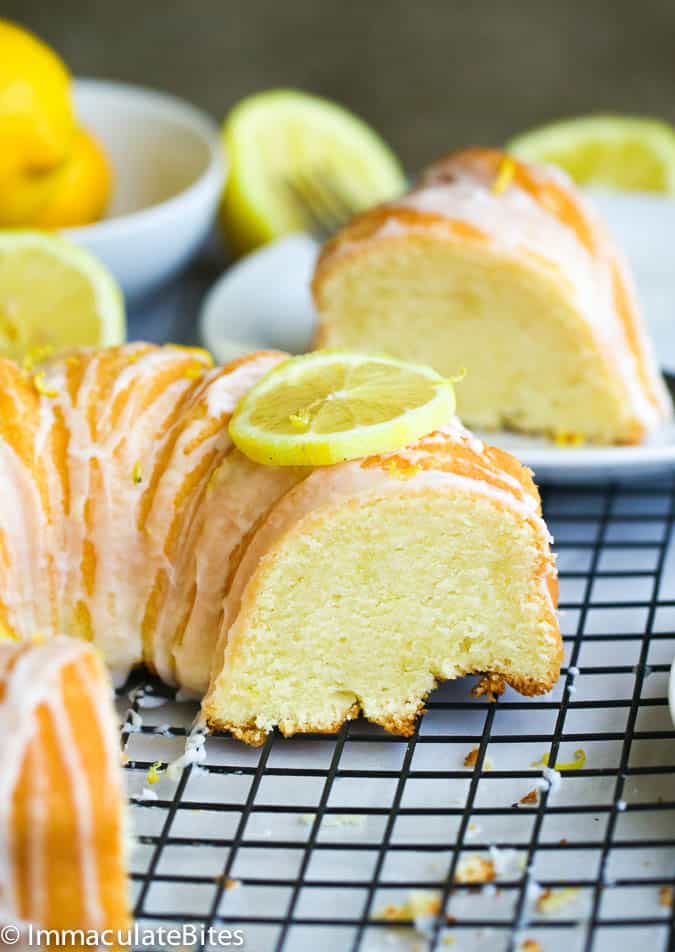 Lemon Sour Cream Pound Cake